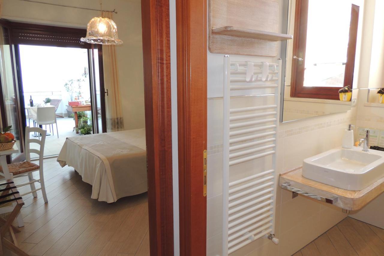 La Terrazza Bed & Breakfast Oristano Exterior foto